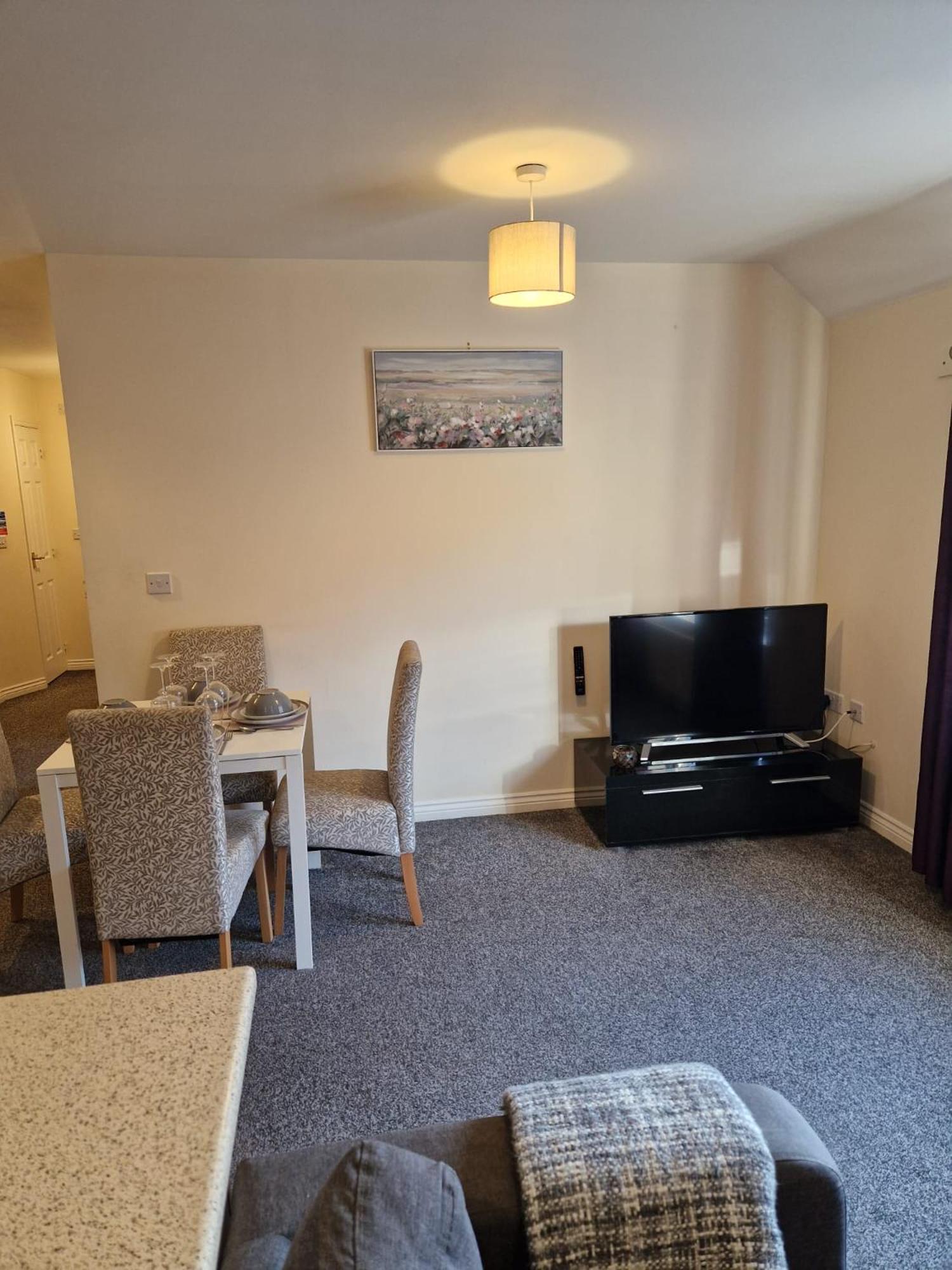 Hereford - Mayflower Coach House, Modern 2 Bedroom Property With Parking, Located South Of Hereford City, Suitable For Small Family, Couple Or Contractors - Sleeps Up To 5 Guests - Hosted By Rentmyhouse Exteriér fotografie